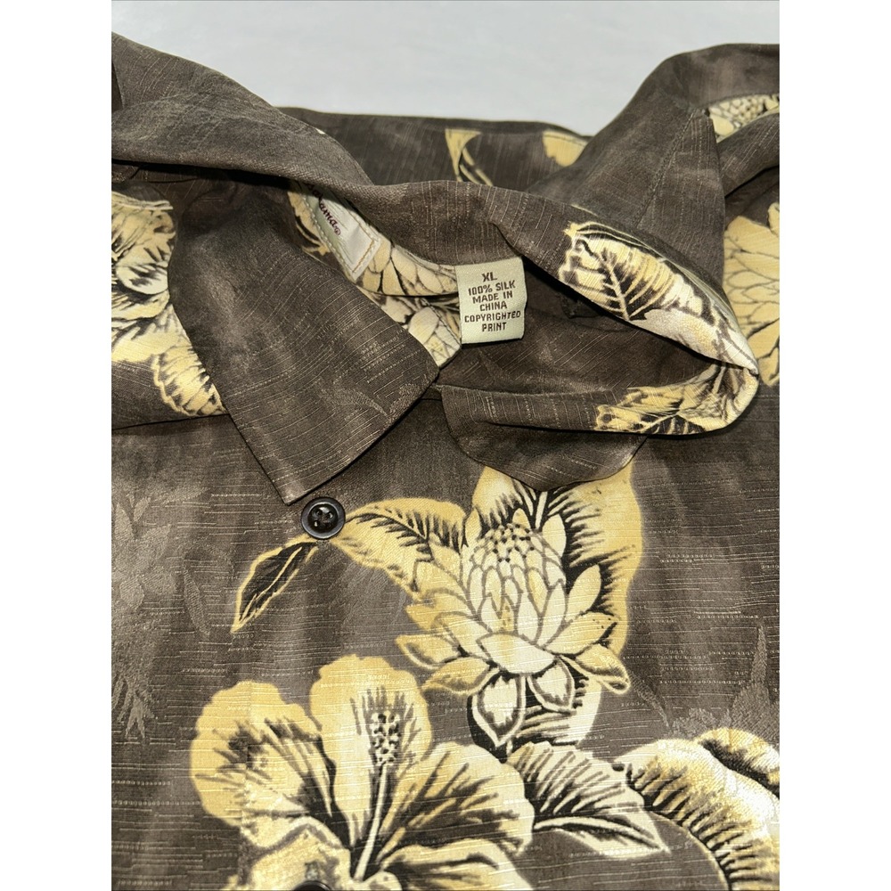 Tommy Bahama Shirt Mens XL 100% Silk Hawaiian Floral Print Short Sleeve - Picture 4 of 7